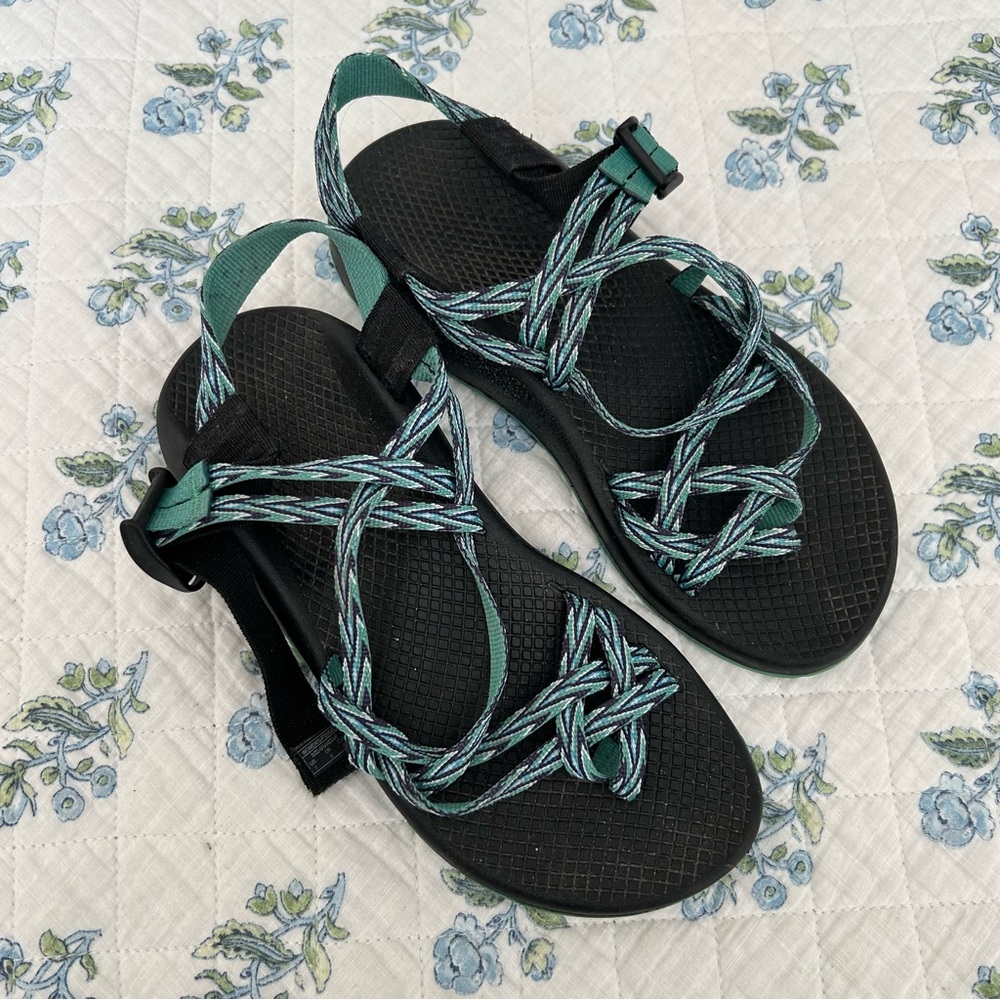 Chaco Blue/Green Sandal Womens Size 7